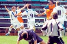 /fotos/libero/20040927/notas_l/BU05FO01.JPG