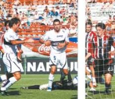 /fotos/libero/20051128/subnotas_l/BU03FO10.JPG