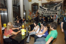 /fotos/rosario/20090305/notas_o/04A.JPG